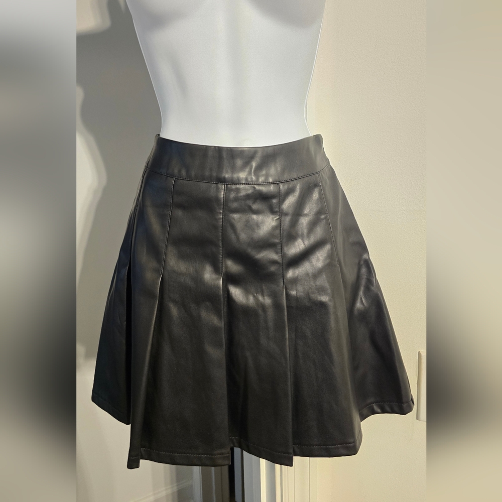 NWT Fashion Nova Vintage Demi Faux Leather Mini Skirt with shorts underneath